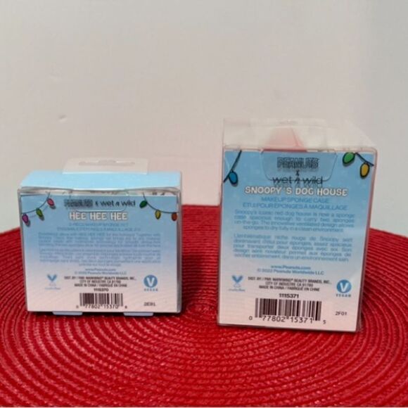 Wet n Wild Peanuts Snoopy Dog House and Set of 2 Sponges NWT - Picture 4 of 9